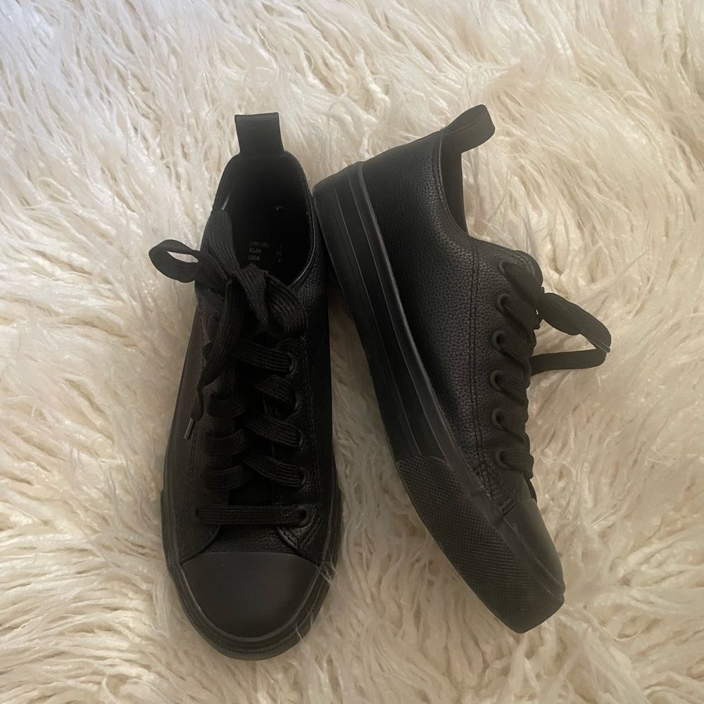 Primark Black Low-Top Sneakers